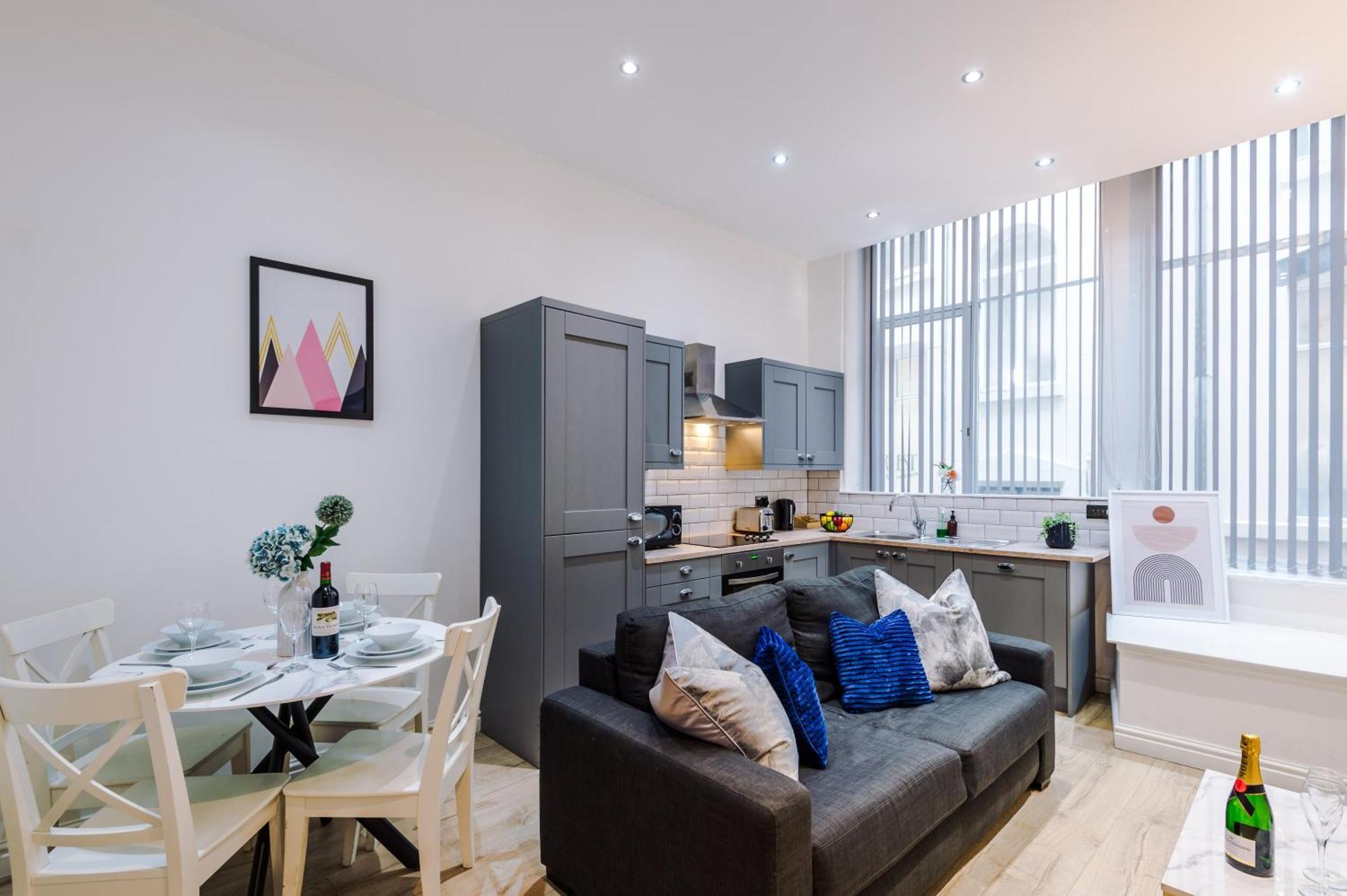 Modern 2-Bedroom Apt In The Heart Of City Centre Liverpool Exterior foto