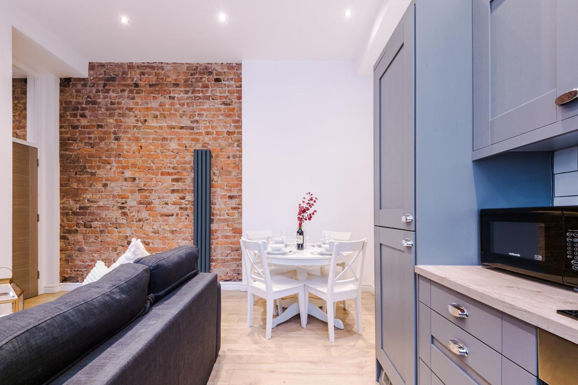 Modern 2-Bedroom Apt In The Heart Of City Centre Liverpool Exterior foto